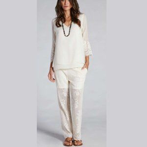 Gold Hawk Ivory Lace Pants w/Pockets; SMALL